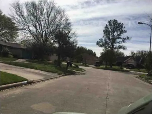 4751 Emerald Lodge Ln, Fresno, TX 77545