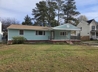 2203 Wakefield Ave, Colonial Heights, VA 23834