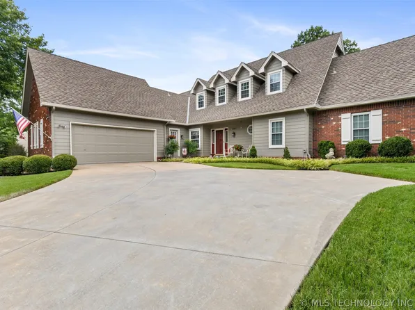 6007 E 77th St S, Tulsa, OK 74136