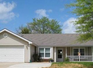 1708 E 27th St, Lawrence, KS 66046