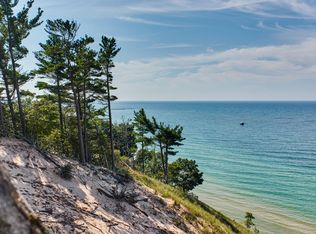 7085 N Old Channel Trl, Montague, MI 49437