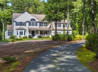 29 Halfway Pond Rd, Plymouth, MA 02360
