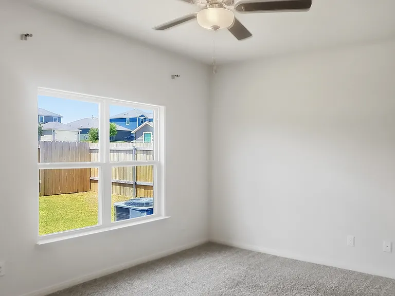 8125 White Spruce Rd — Photo 7