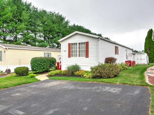206 Saddleford Ct N, Lancaster, PA 17603