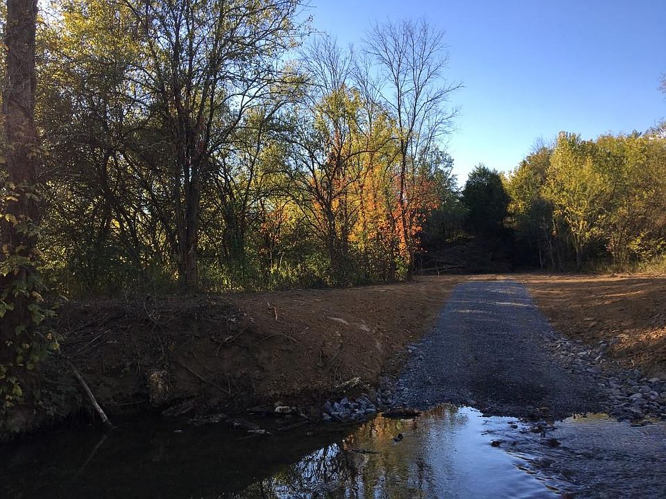 2nd image of Old White Pine Rd