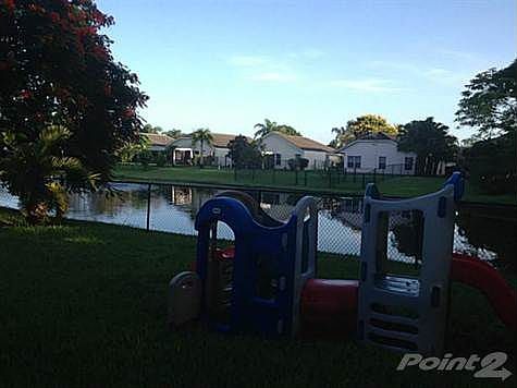 3rd image of 8803 Ivy Ct