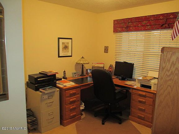 3rd image of 11404 N Lake Dr