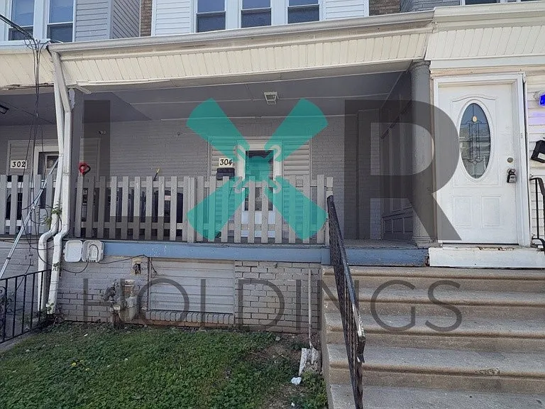 304 Berbro St — Photo 1