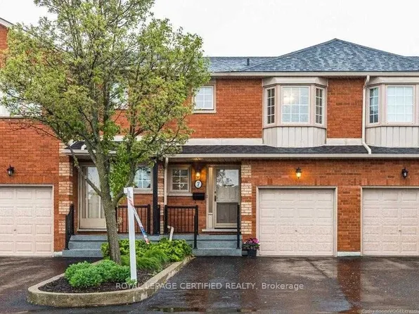 255 Mount Albion Rd #7, Hamilton, ON L8K 6P7