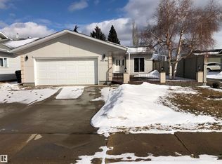 9733 184th St NW, Edmonton, AB T5T 4L5