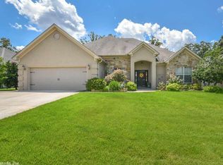 115 Lake Valley Dr, Maumelle, AR 72113