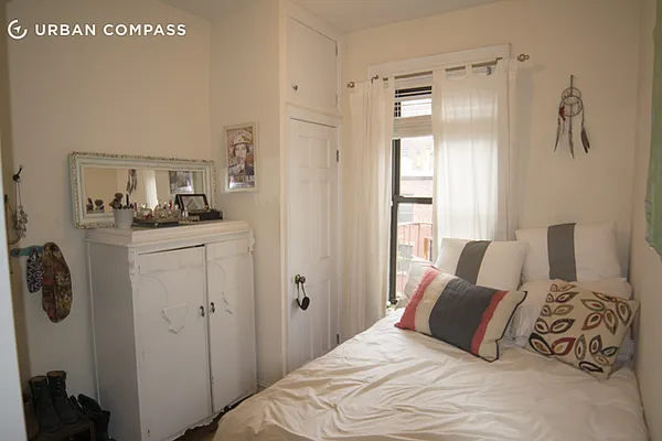 Rented by Compass | media 20