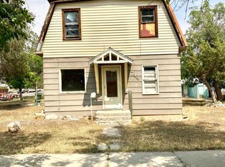 744 Warren St, Thermopolis, WY 82443