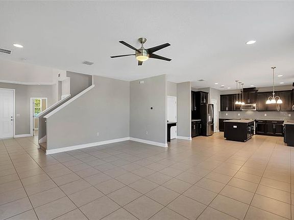 3rd image of 15582 Hamlin Blossom Ave