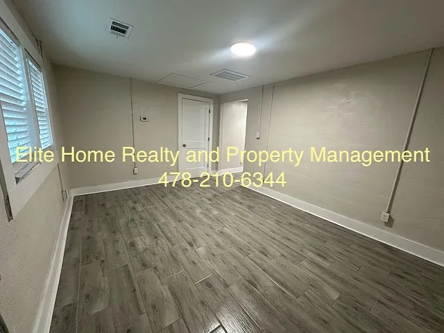 4207 Worsham Avenue - A — Photo 2