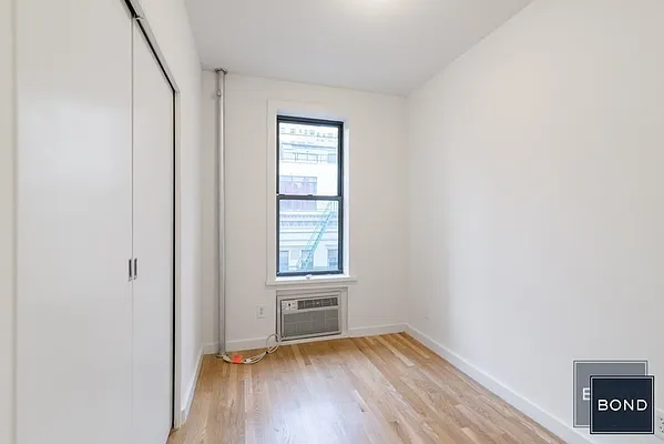 Rented by Bond New York | media 8