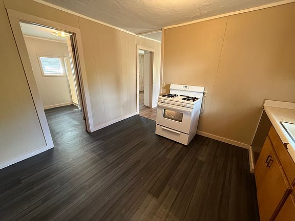 5th image of 515 Mountain View Ave