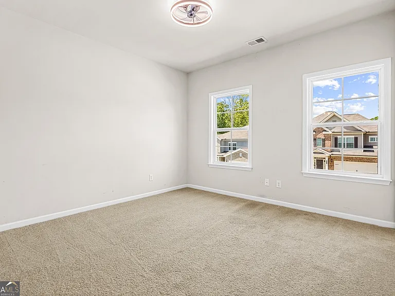 3331 Fall Branch Ln — Photo 18