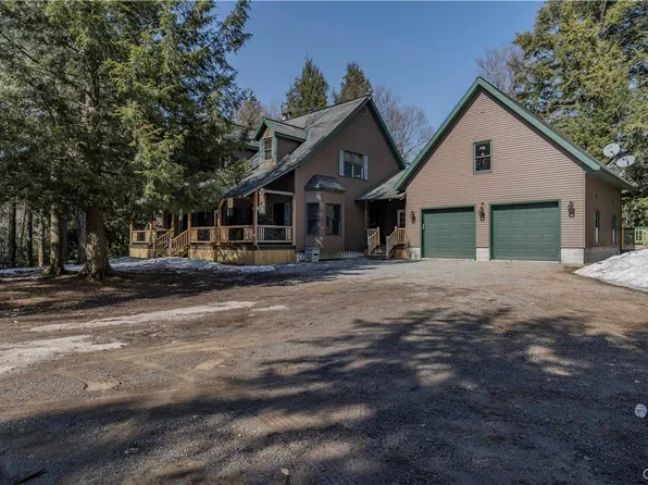 109 Fletcher Rd, Old Forge, NY 13420