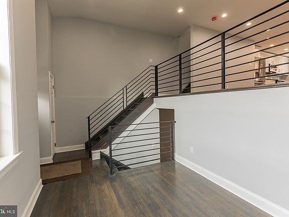 3rd image of 6215 Osage Ave