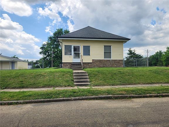 2nd image of 16 Nicklas Ave