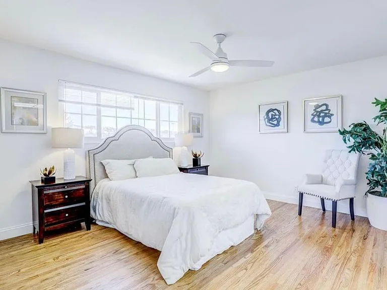 1350 Sumac Cir — Photo 10