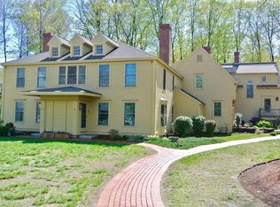 16 Wintergreen Ct, Lunenburg, MA 01462