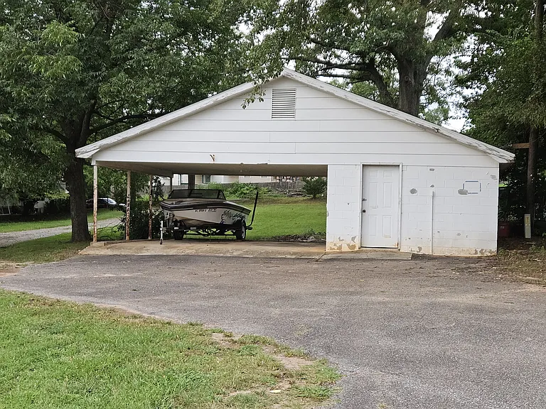 11736 Asheville Hwy — Photo 9