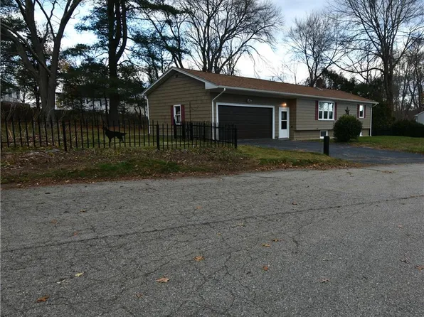 189 Myette St, Woonsocket, RI 02895