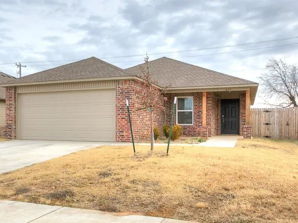 1407 Chuck Wagon Dr, El Reno, OK 73036