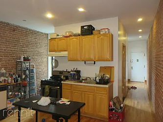 Rented by Rennit Inc.