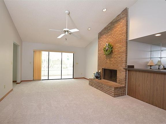 3rd image of 257 Coble Dr