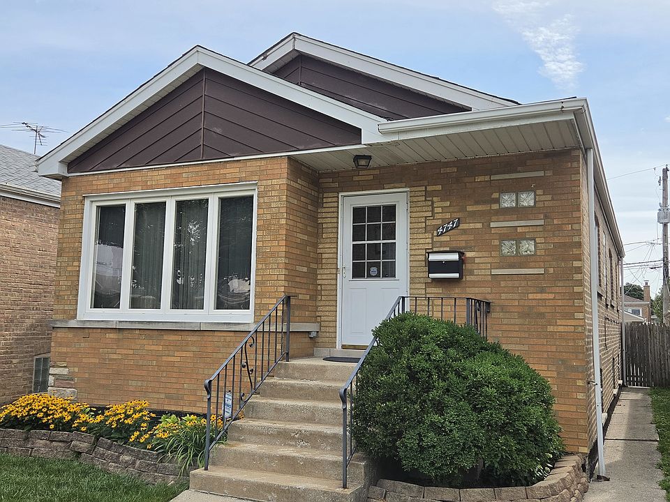 1st image of 4747 S Leclaire Ave