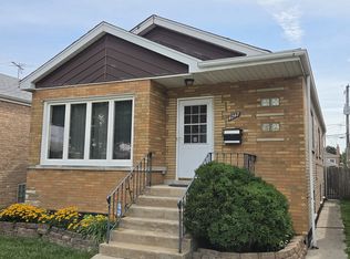 4747 S Leclaire Ave, Chicago, IL 60638