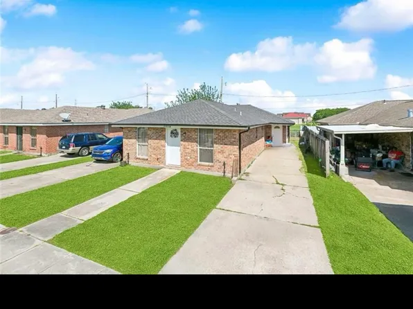 4019 Jupiter Dr, Chalmette, LA 70043