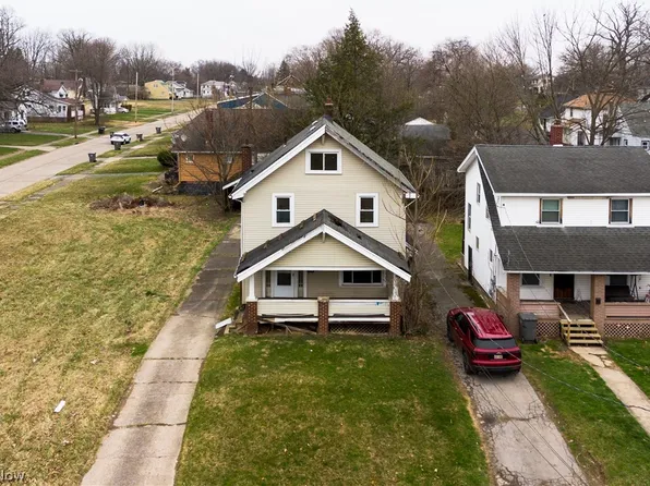 3005 Rush Blvd, Youngstown, OH 44507