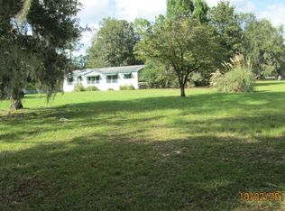1334 SW Spruce Rd, Fort White, FL 32038
