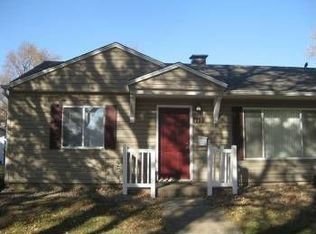 448 E Fairlawn Dr, Urbana, IL 61801