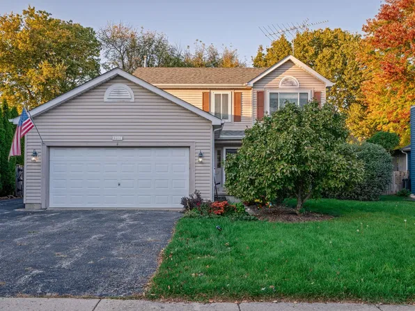 8314 Evergreen Ct, Fox Lake, IL 60020