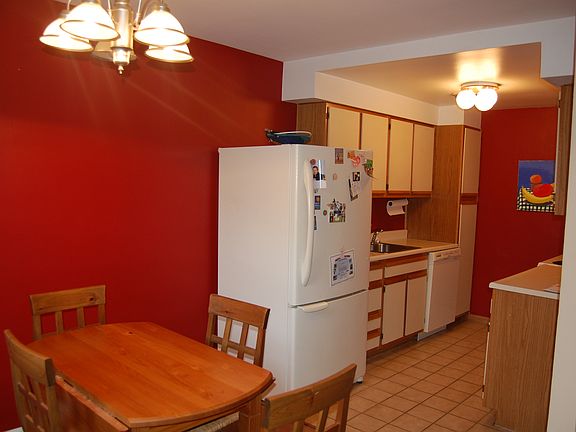 Dining Room/Kitchen View