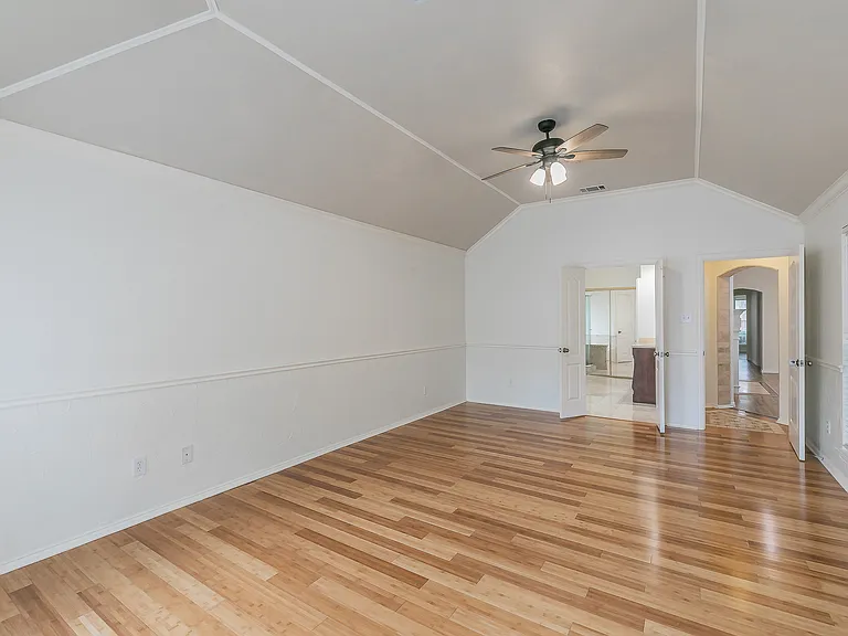 4633 Baldwin Ln — Photo 32