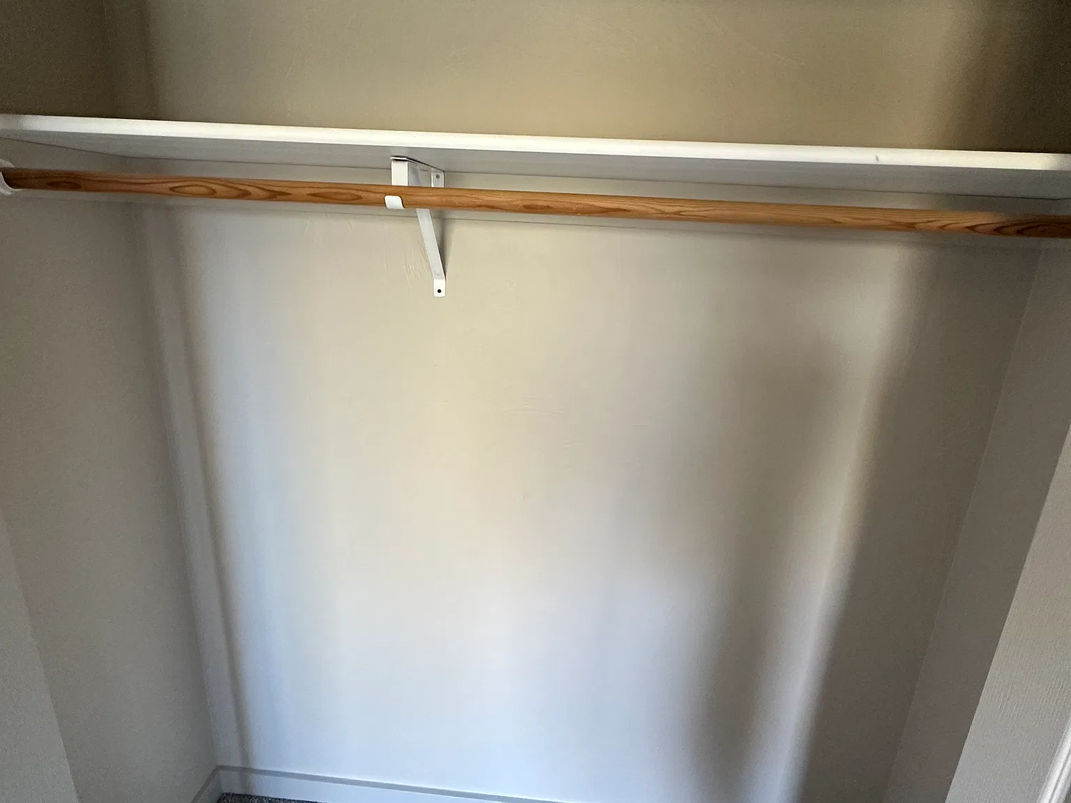 3 bed, 2.5 bath, 1410 sqft, $1,000 — Photo 3