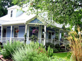 107 N Madison St, Spring Hill, KS 66083