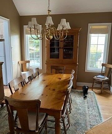 3rd image of 2 Fenton Ln