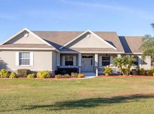 2824 McWetherbee Ln, Plant City, FL 33566