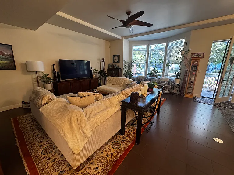 410 Acoma St #109 — Photo 10