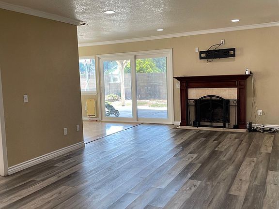 4th image of 3931 Sage Ln