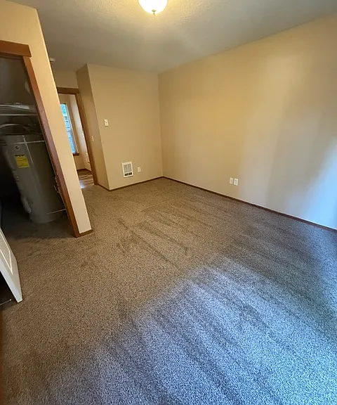 4 SW Boundary St #3 — Photo 21