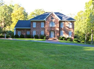 120 Haywood Dr, Advance, NC 27006