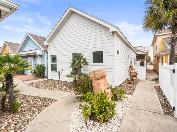 2212 State Highway 361 Unit 108, Port Aransas, TX 78373